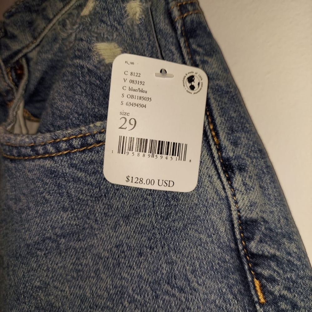 Distress Jeans - Picture 6 of 7